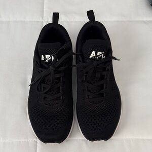 APL Women’s TechLoom Pro Black Sneakers